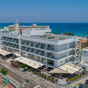 https://protaras-plaza-hotel.protaras-cy-hotels.com