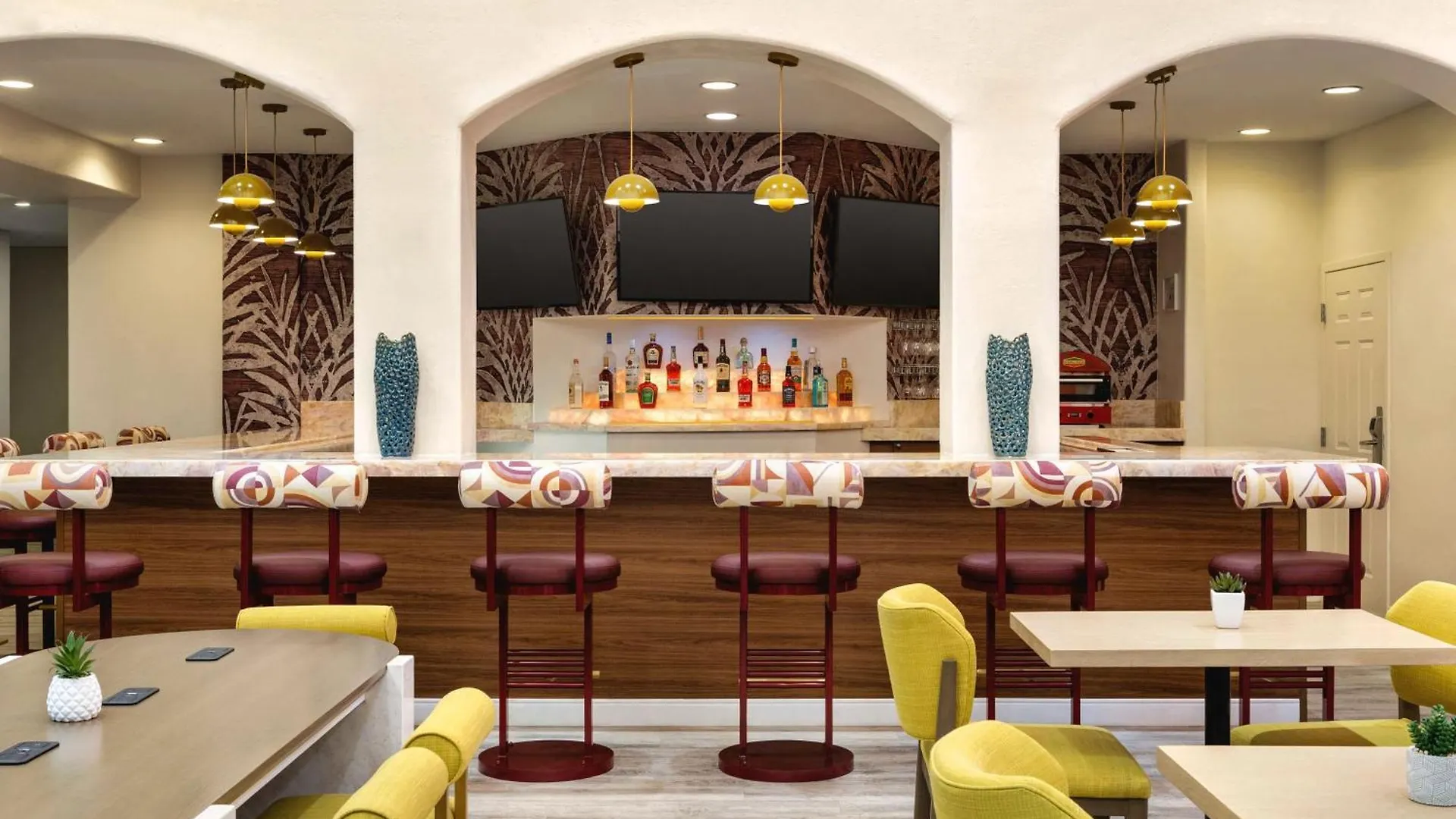 Hampton Inn Tropicana Las Vegas Hotel